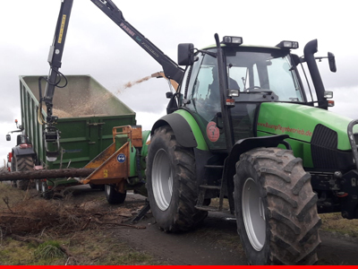 5_haeckselarbeiten_kranschlepper_2